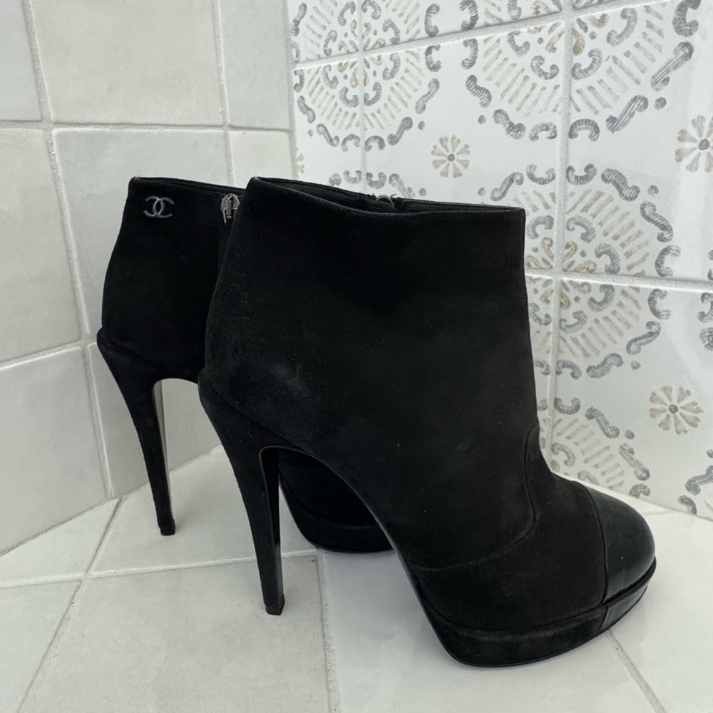 CHANEL Black Heeled Boots Bootie